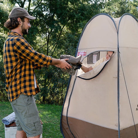 Shower Tents - Naturexplore
